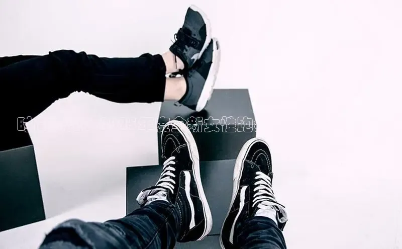 时尚前沿：2025年度全新女性跑步运动鞋设计趋势